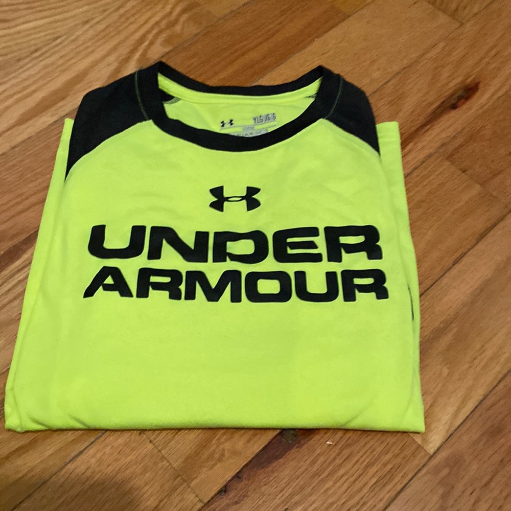 Boys under armor henley shirt size large